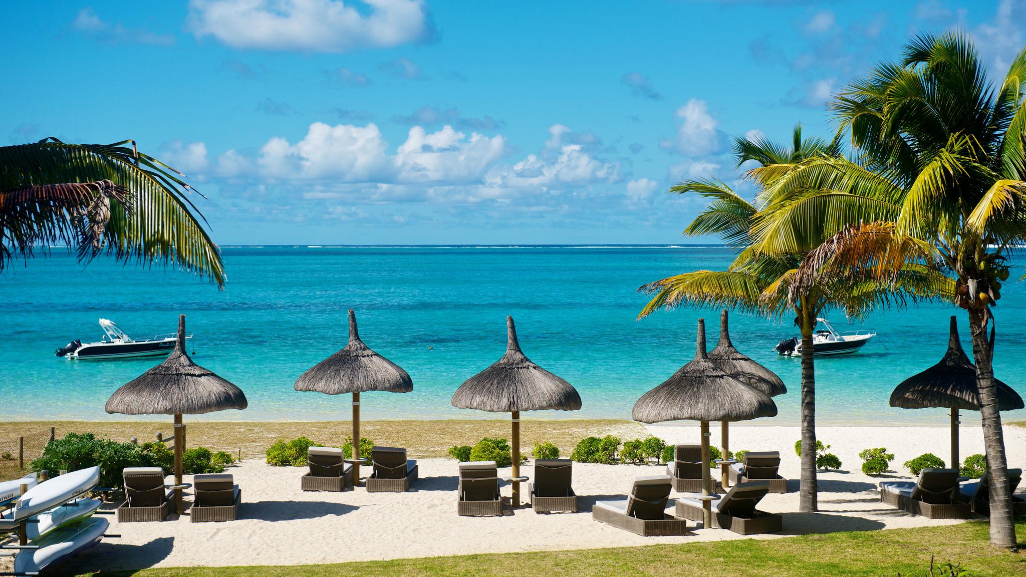 Paradise Beach By Horizon Holidays Pointe D'Esny Exterior photo