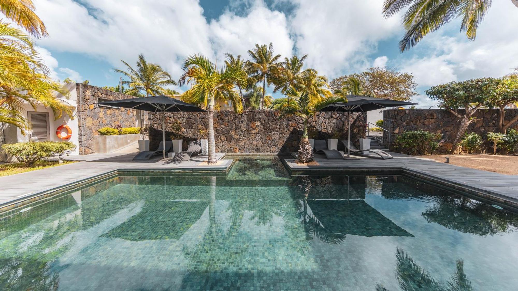 Paradise Beach By Horizon Holidays Pointe D'Esny Exterior photo